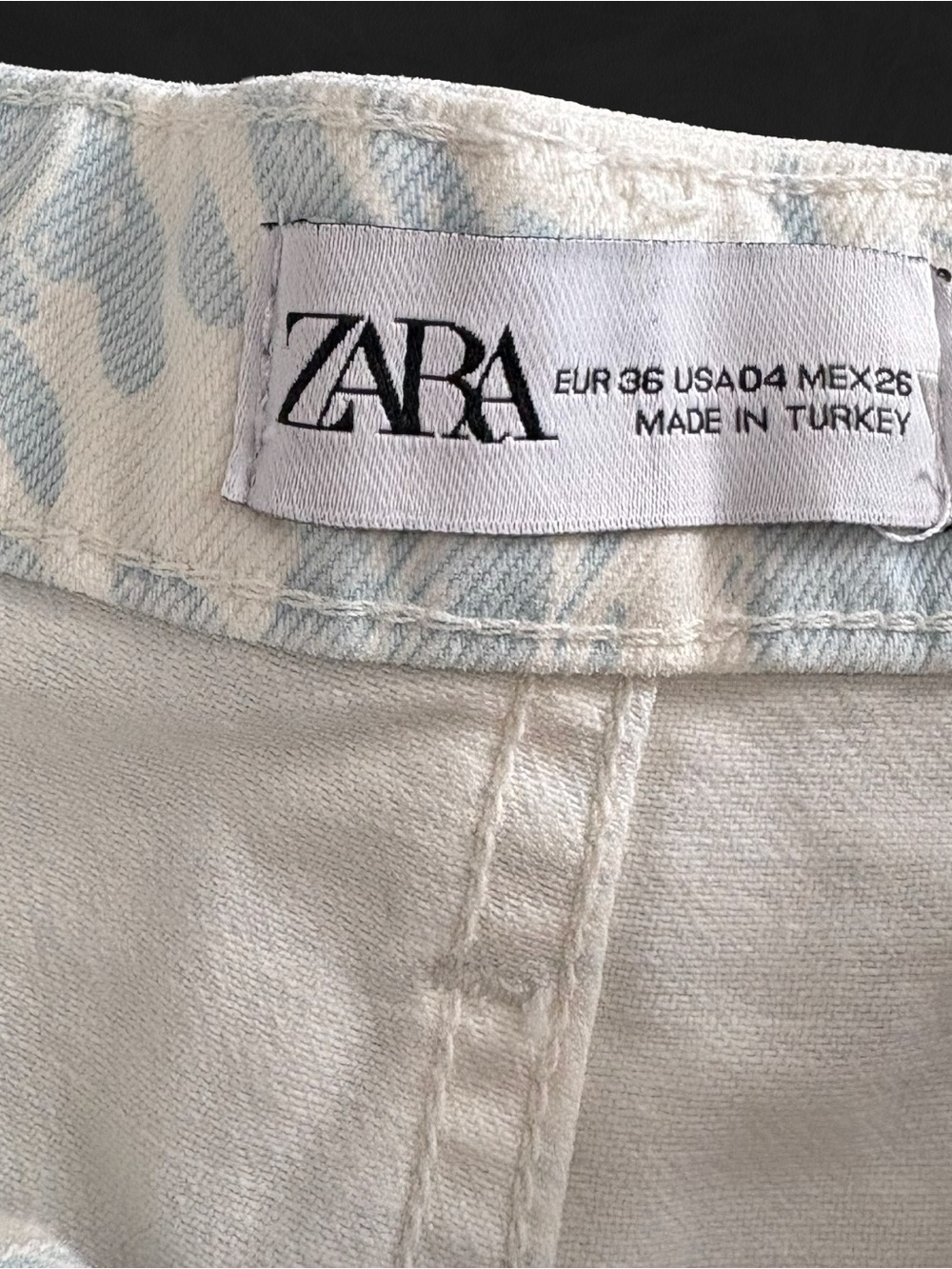 Zara Women’s White High-Rise Jeans